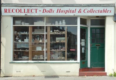 A warm welcome awaits you at the dolls hospital!